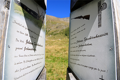 Gedenktafel im Pfossental